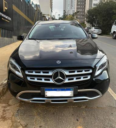 MERCEDES-BENZ GLA 200 1.6 CGI FLEX ADVANCE 7G-DCT MERCEDES-BENZ GLA 200 1.6 CGI FLEX ADVANCE 7G-DCT